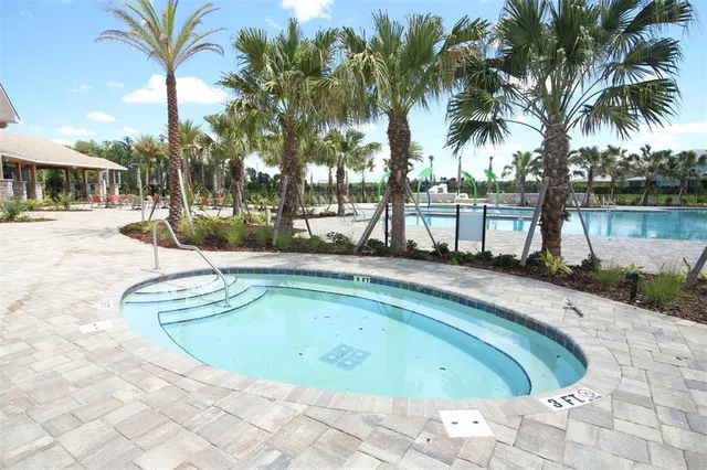 $2,900 | 12003 Theme Alley, Orlando, FL 32832