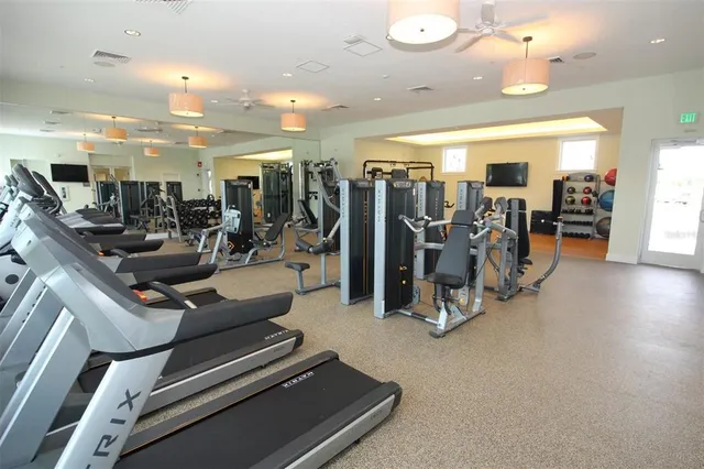 $2,900 | 12003 Theme Alley, Orlando, FL 32832