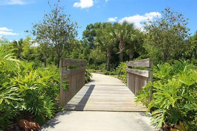 $2,900 | 12003 Theme Alley, Orlando, FL 32832