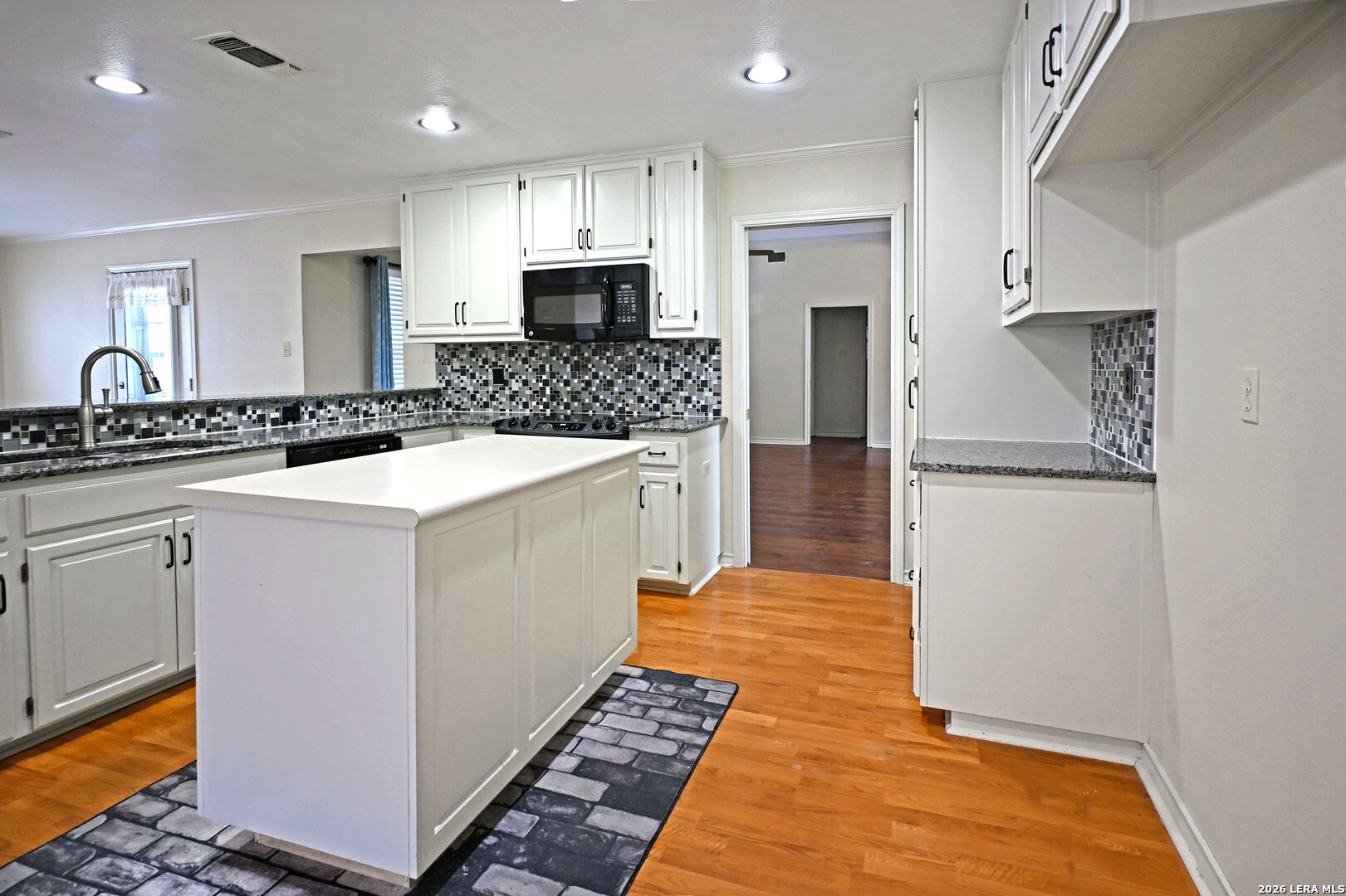 125 Red Oak Trail Marion, TX 78124 - Photo 7 of 25