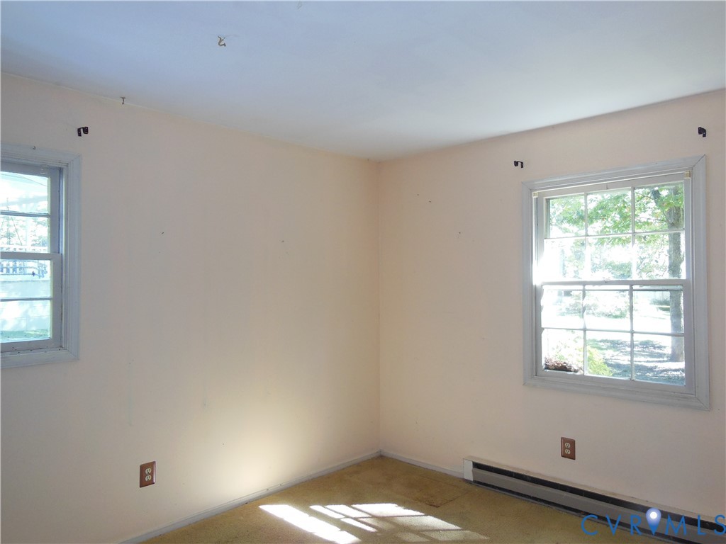 10524 Sunne Court Chesterfield, VA 23832 - Photo 16 of 21 an empty room with a window