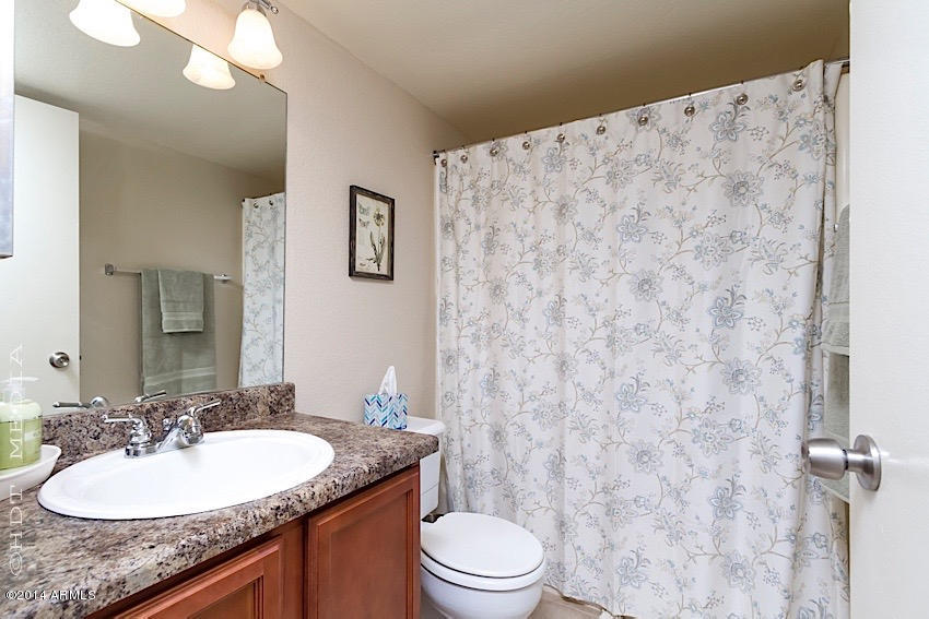 3500 North Hayden Road, Unit 2205 Scottsdale, AZ 85251 - Photo 21 of 25 019 Endless Summer Guest Bath II