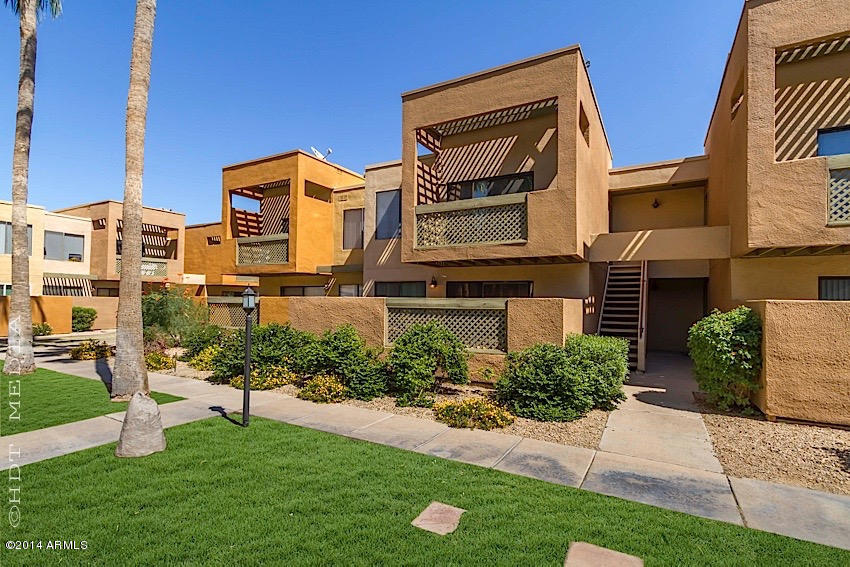 3500 North Hayden Road, Unit 2205 Scottsdale, AZ 85251 - Photo 5 of 25 001 Endless Summer front day time shot