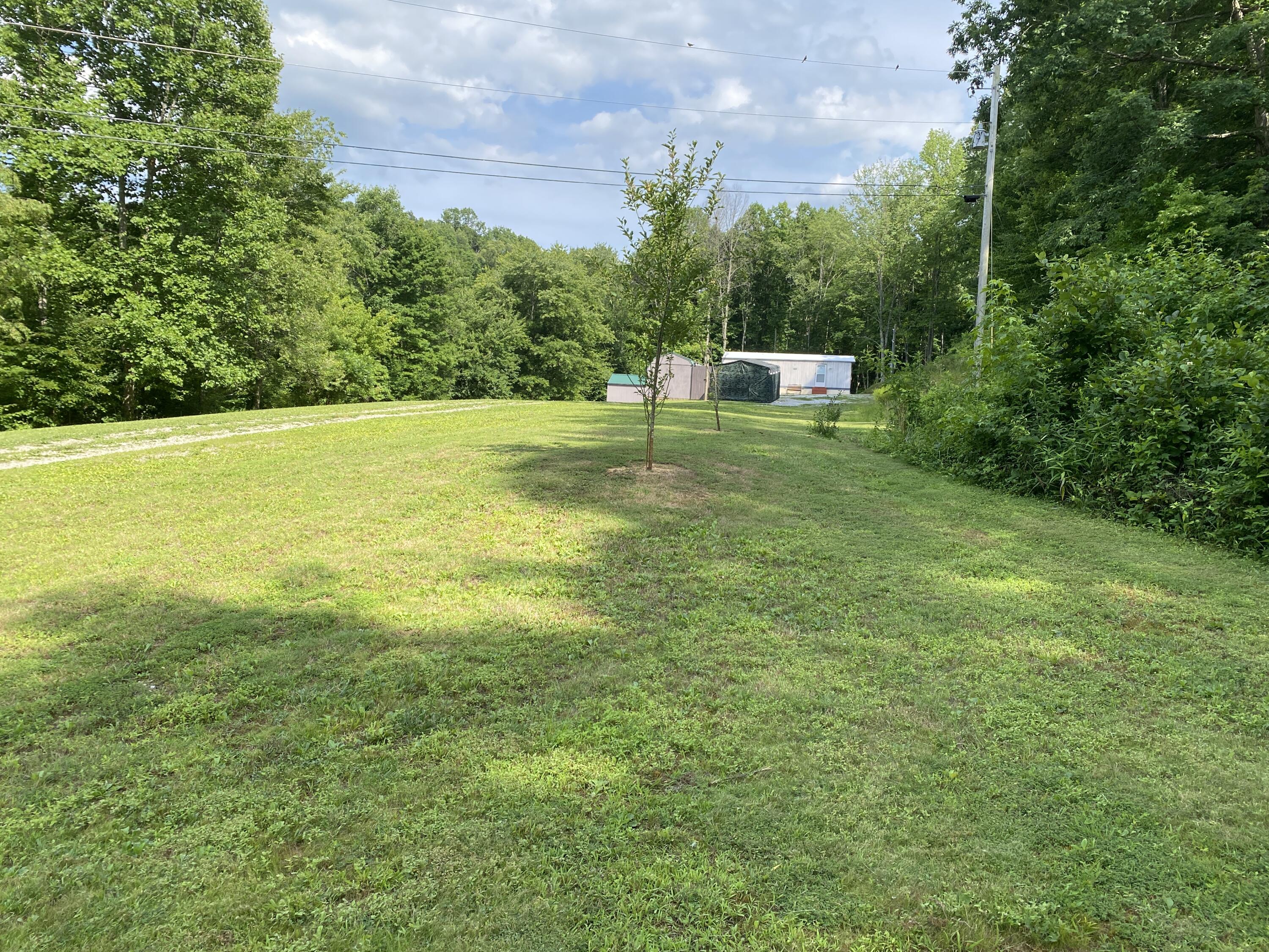 75 Walnut Road Lily, KY 40740 - Photo 3 of 18 2026-4