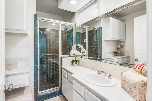 $2,199,000 | 4240 Vía Pinzon, Palos Verdes Estates, CA 90274