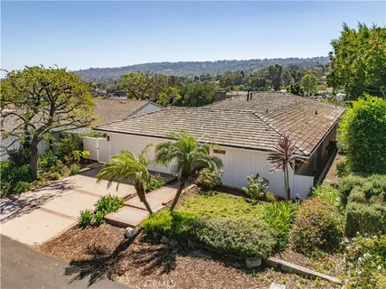 $2,199,000 | 4240 Vía Pinzon, Palos Verdes Estates, CA 90274