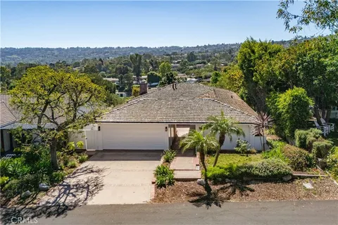 $2,199,000 | 4240 Vía Pinzon, Palos Verdes Estates, CA 90274
