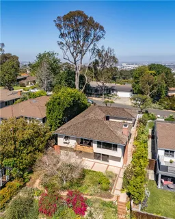 $2,199,000 | 4240 Vía Pinzon, Palos Verdes Estates, CA 90274