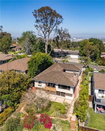 $2,199,000 | 4240 Vía Pinzon, Palos Verdes Estates, CA 90274