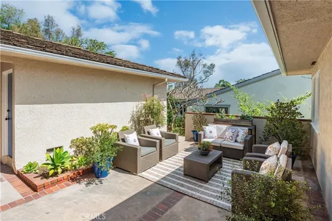 $2,199,000 | 4240 Vía Pinzon, Palos Verdes Estates, CA 90274