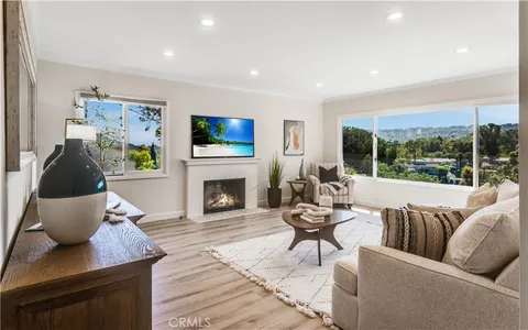 $2,199,000 | 4240 Vía Pinzon, Palos Verdes Estates, CA 90274