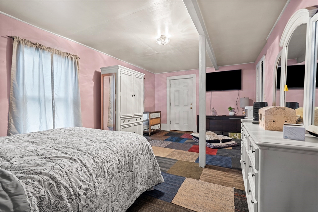 196 Washington Street Gloucester, MA 01930 - Photo 15 of 33