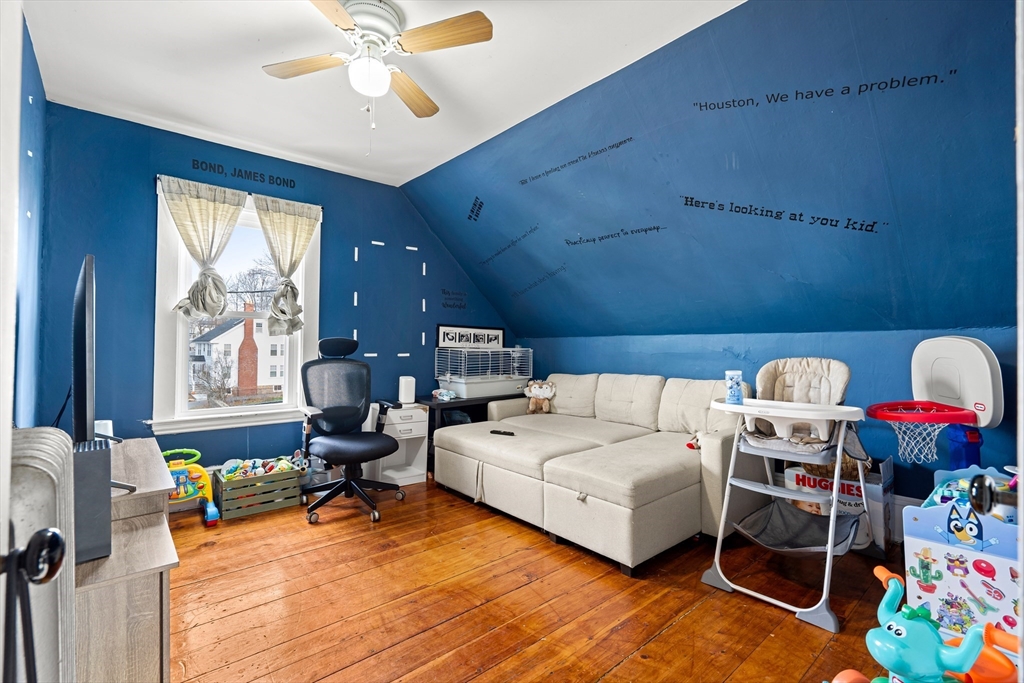 196 Washington Street Gloucester, MA 01930 - Photo 29 of 33