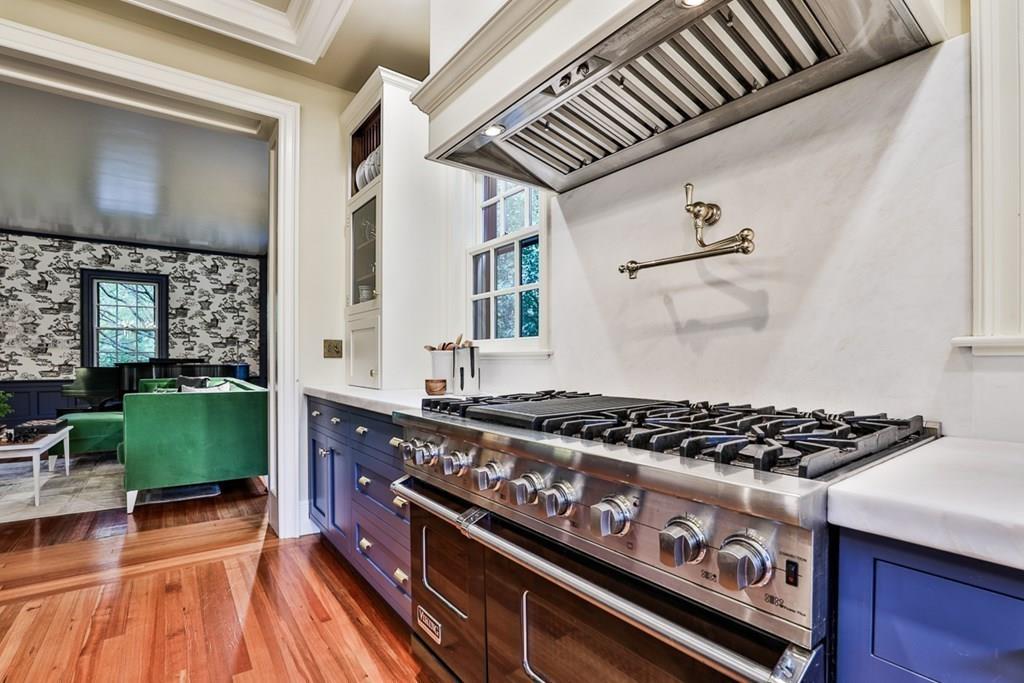 78 Morton Road Milton, MA 02186 - Photo 6 of 38 Gallery Image 6