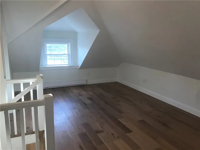 $3,200 | 445 Broadway, Unit B, Newport, RI 02840