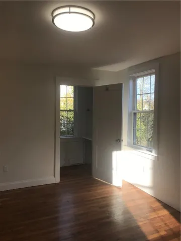 $3,200 | 445 Broadway, Unit B, Newport, RI 02840