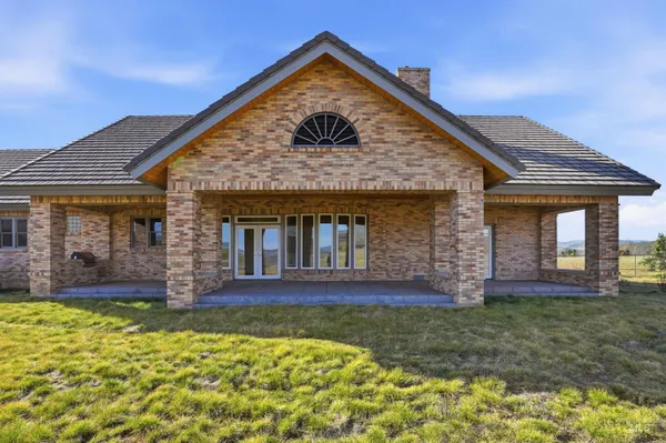 $1,295,000 | 9650 N Highway, Horseshoe Bend, ID 83629