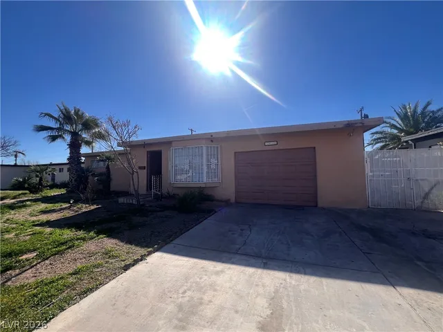 $1,795 | 5901 Idle Avenue, Las Vegas, NV 89107