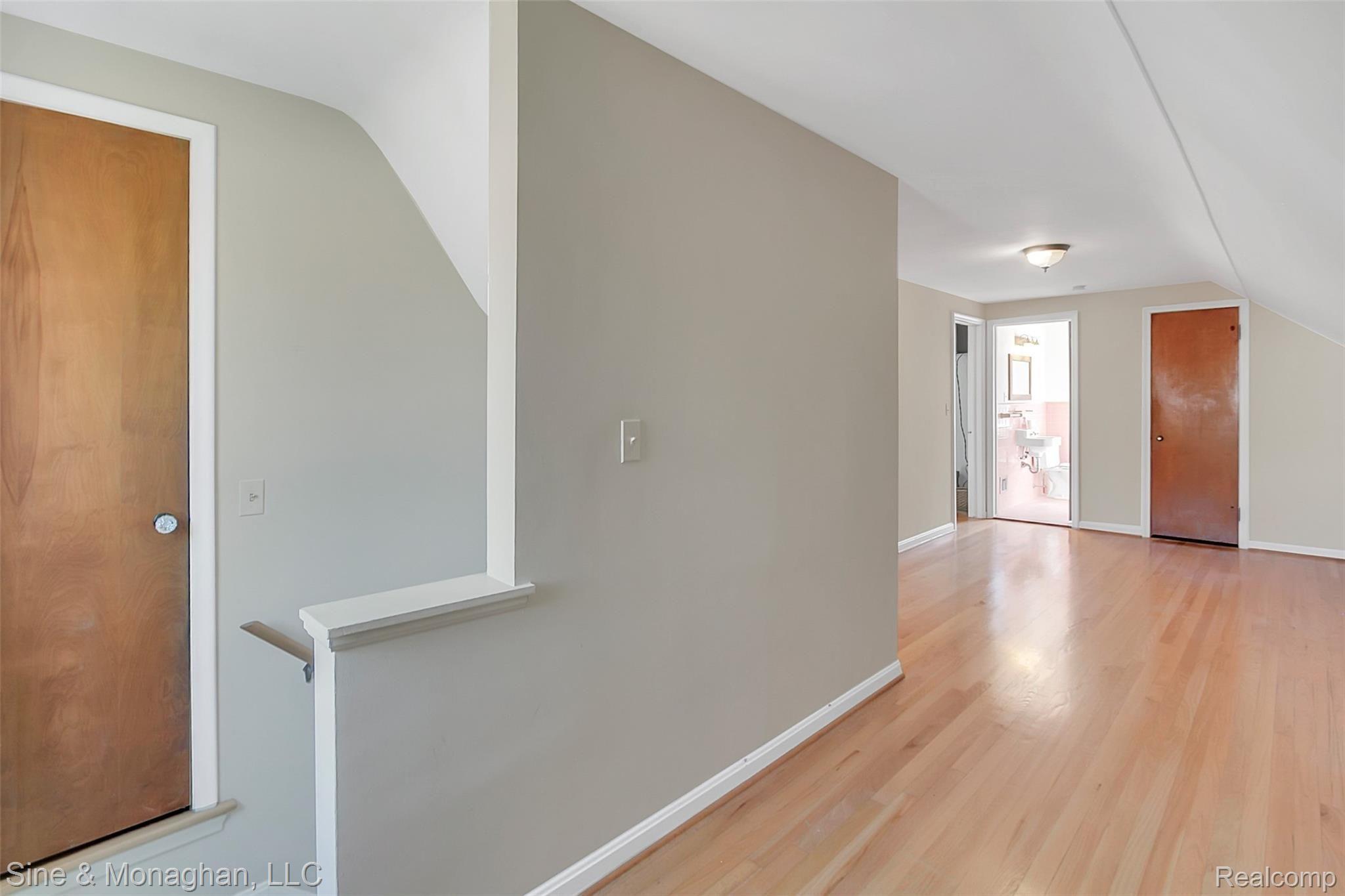 1751 Hawthorne Road Grosse Pointe, MI 48236 - Photo 26 of 37 1751_Hawthorne - HD Drone Photography-39.jpg