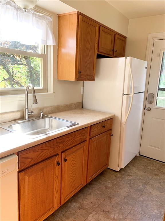 4735 Mooney Road Homestead, PA 15120 - Photo 8 of 20 Gallery Image 8