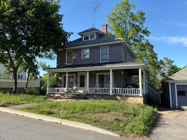 $129,900 | 106 Pleasant Street, Dover-Foxcroft, ME 04426