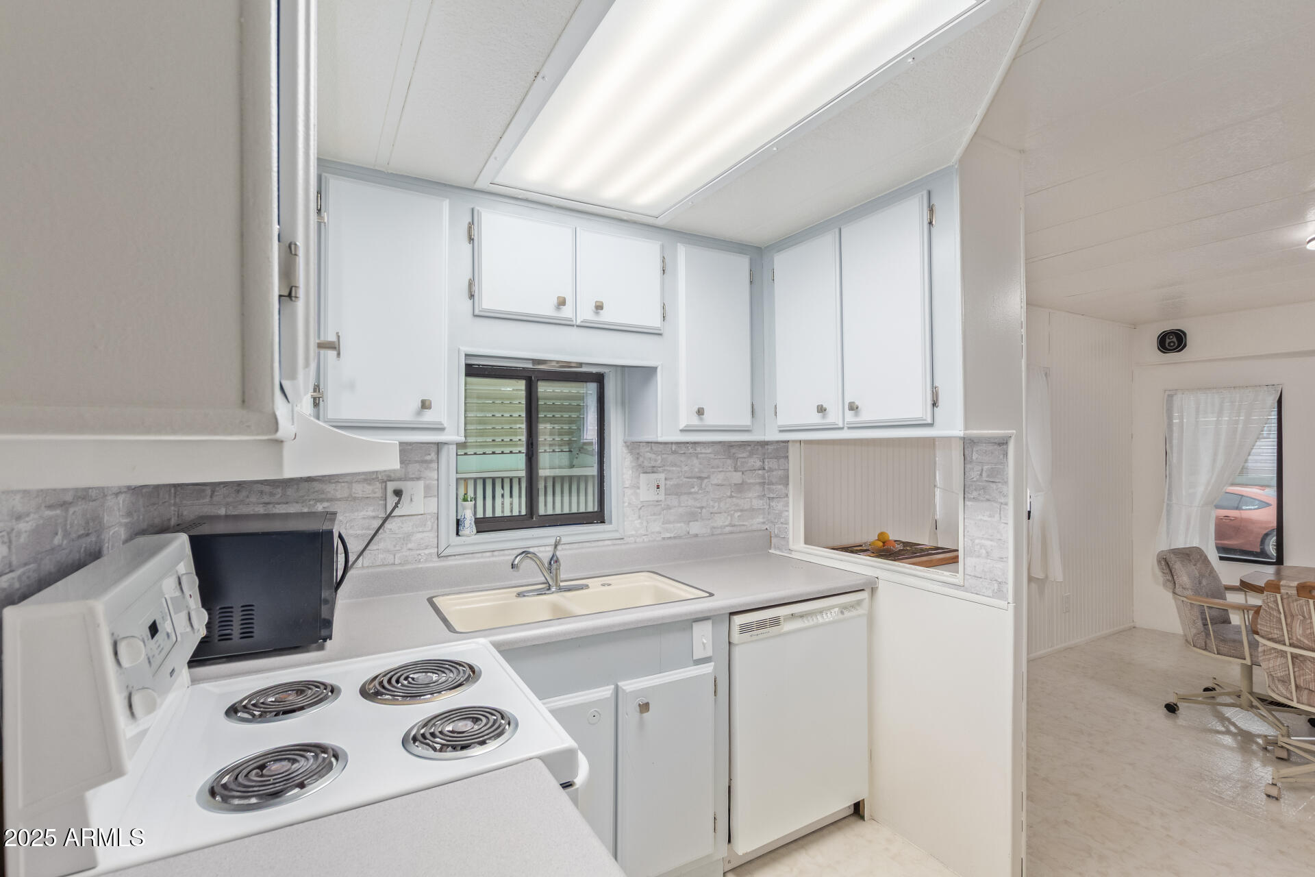 17200 West Bell Road, Unit 77 Surprise, AZ 85374 - Photo 10 of 37 12-Bell