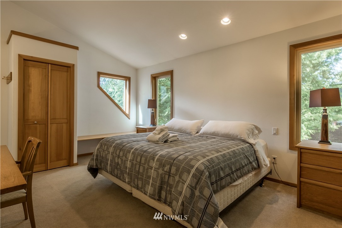 9221 Frost Creek Road Maple Falls, WA 98266 - Photo 13 of 25