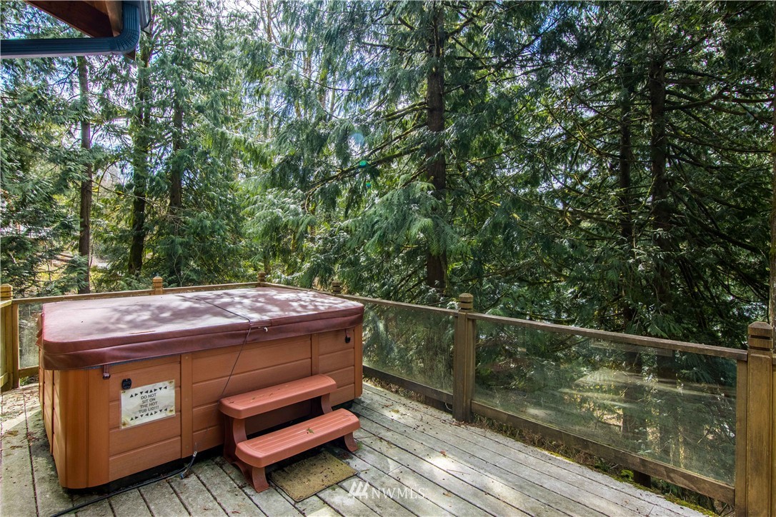 9221 Frost Creek Road Maple Falls, WA 98266 - Photo 20 of 25