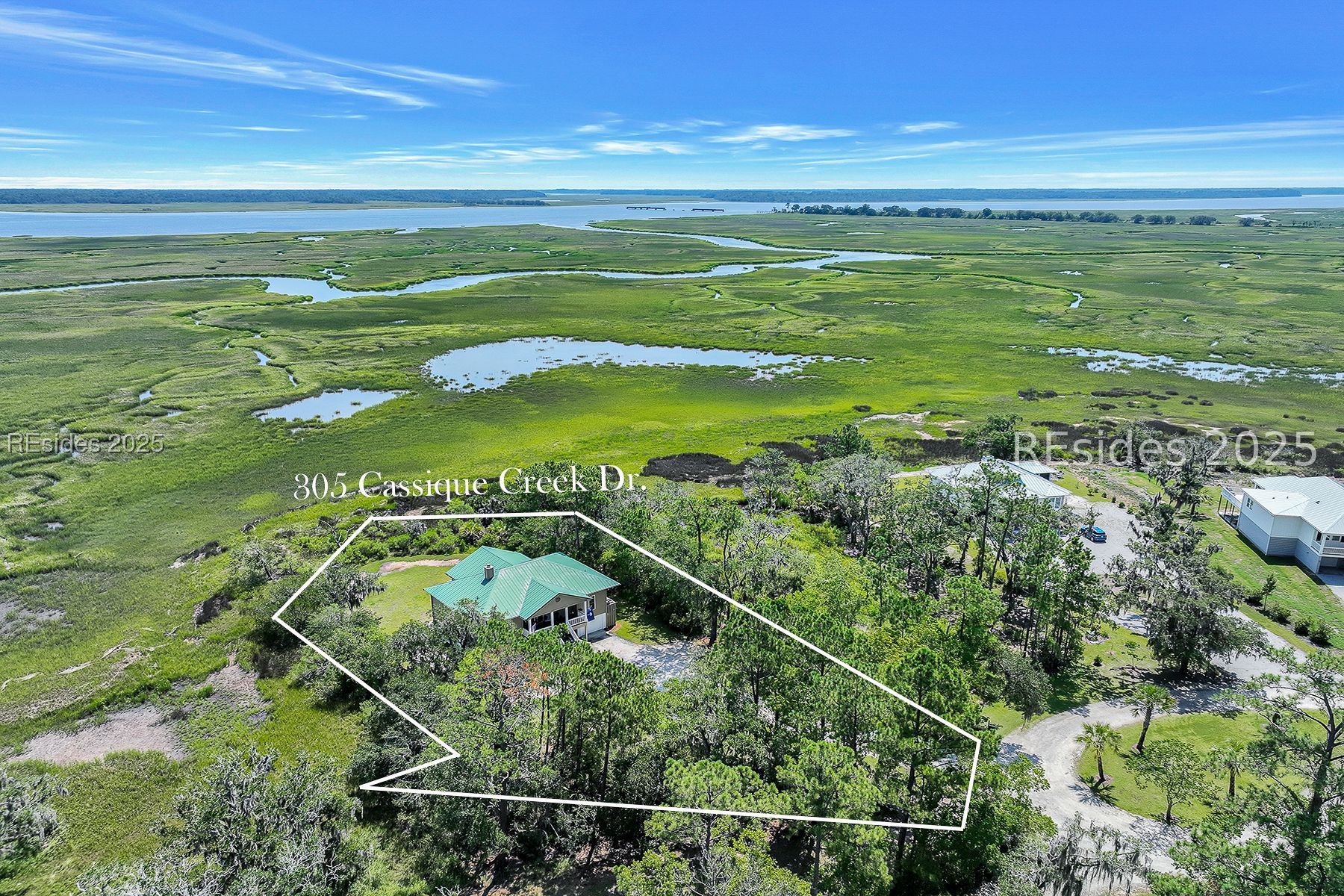 305 Cassique Creek Drive Ridgeland, SC 29936 - Photo 9 of 52