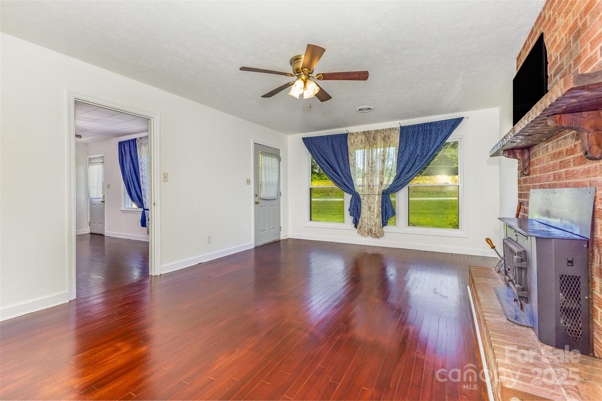 416 Pete Brittain Road Morganton, NC 28655 - Photo 5 of 37