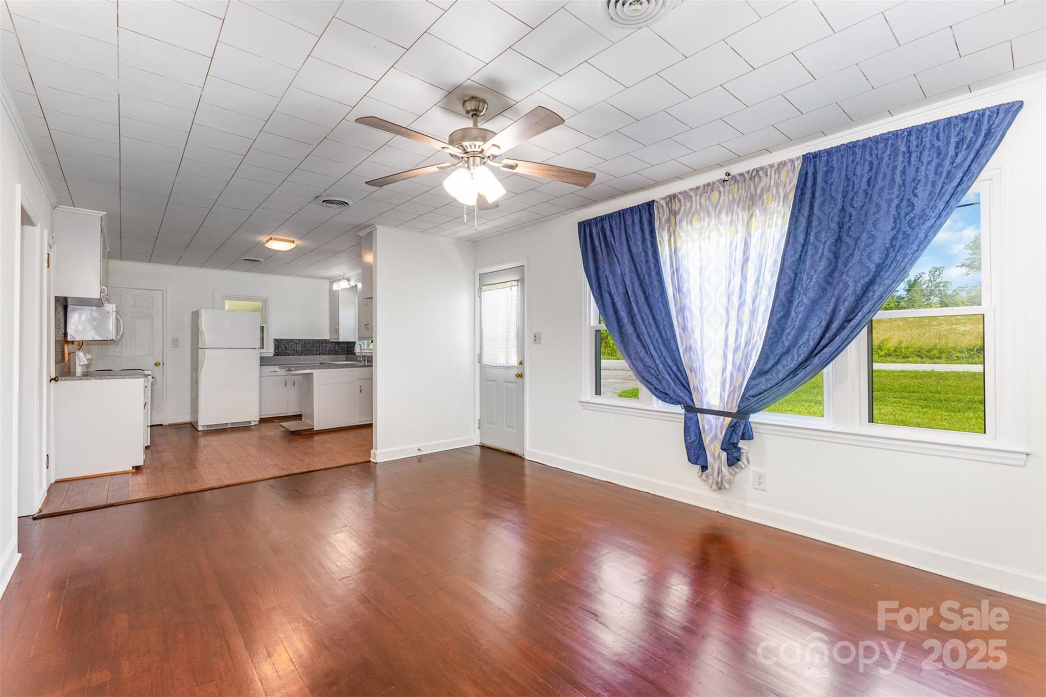 416 Pete Brittain Road Morganton, NC 28655 - Photo 7 of 37