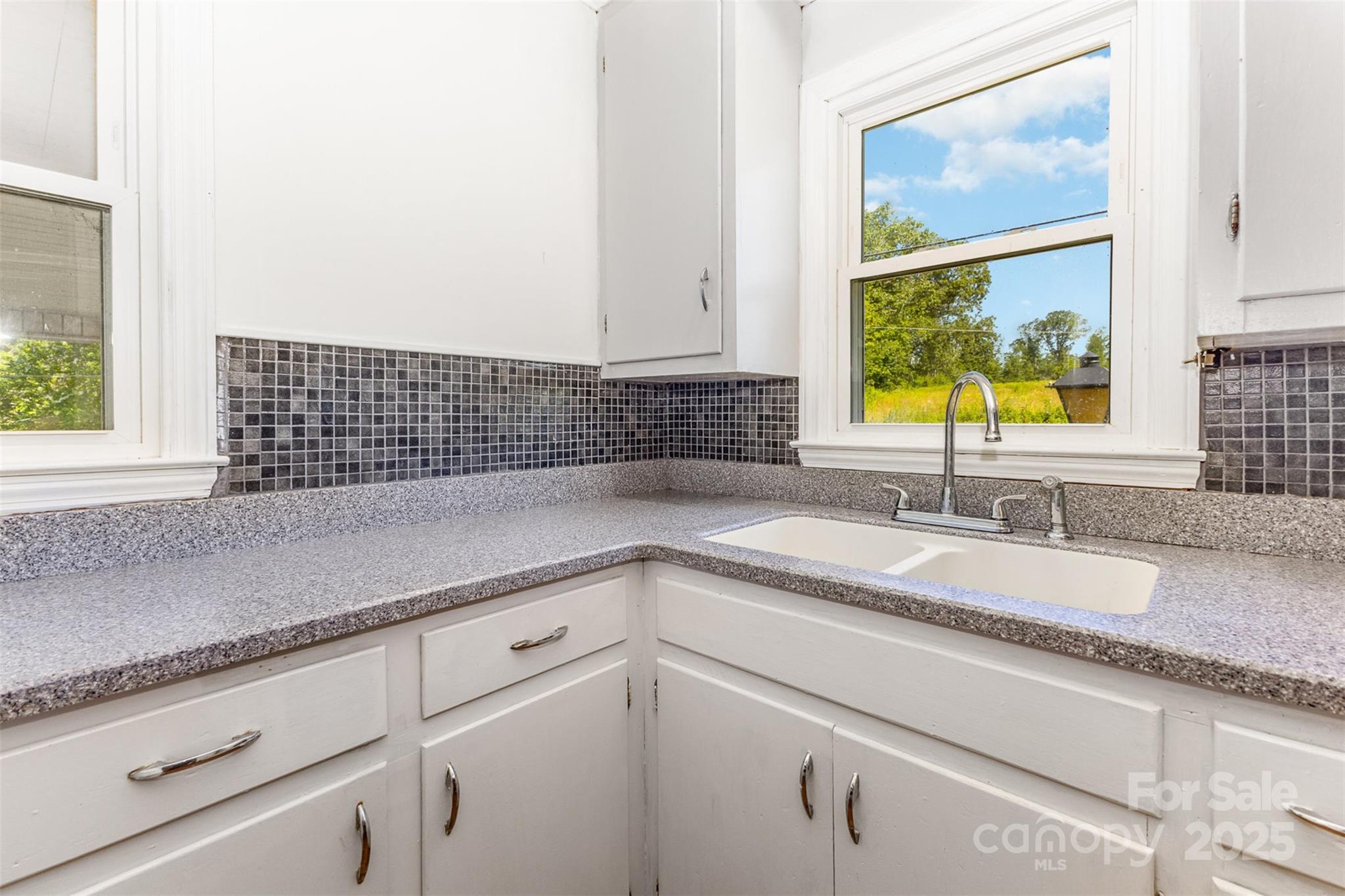 416 Pete Brittain Road Morganton, NC 28655 - Photo 10 of 37
