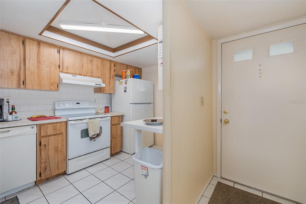 8310 High Point Circle, Unit 4 Port Richey, FL 34668 - Photo 11 of 34