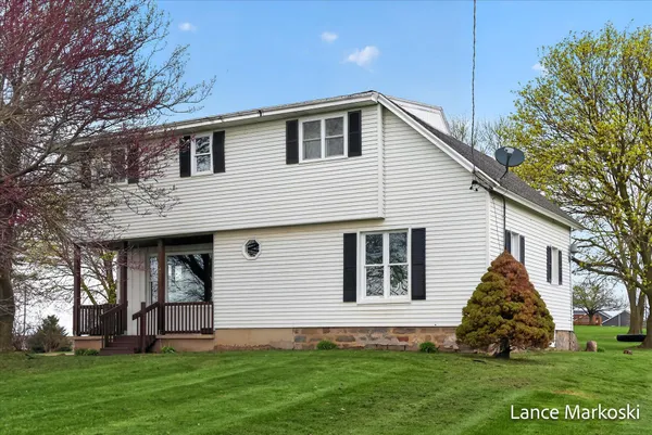 $365,000 | 1585 135th Avenue, Wayland, MI 49348