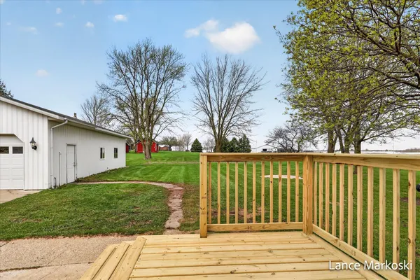 $365,000 | 1585 135th Avenue, Wayland, MI 49348