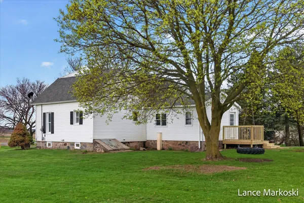 $365,000 | 1585 135th Avenue, Wayland, MI 49348