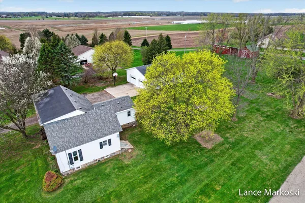 $365,000 | 1585 135th Avenue, Wayland, MI 49348