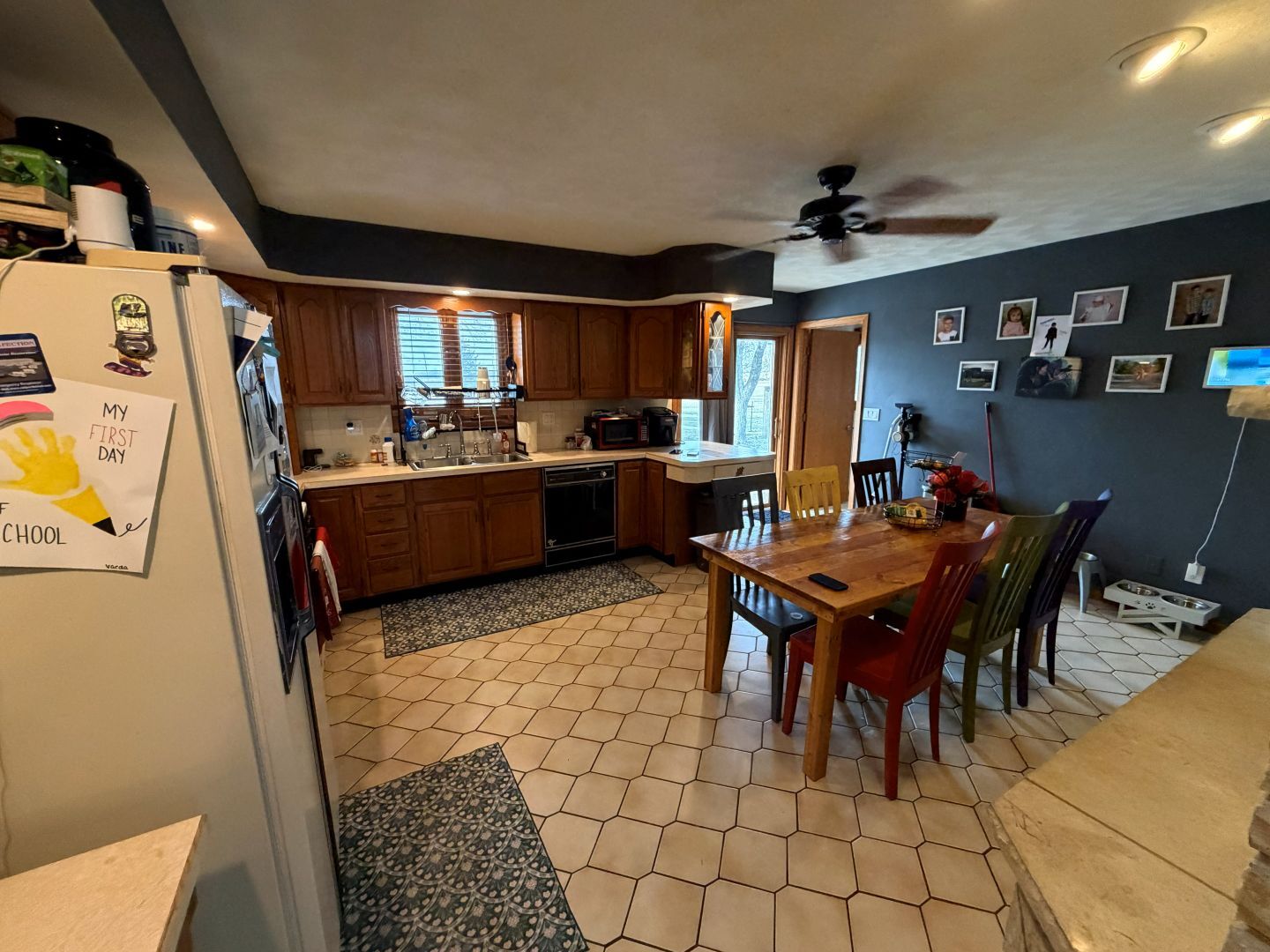 2276 Cross Street Freeport, IL 61032 - Photo 6 of 15 a view of a dining room with furniture