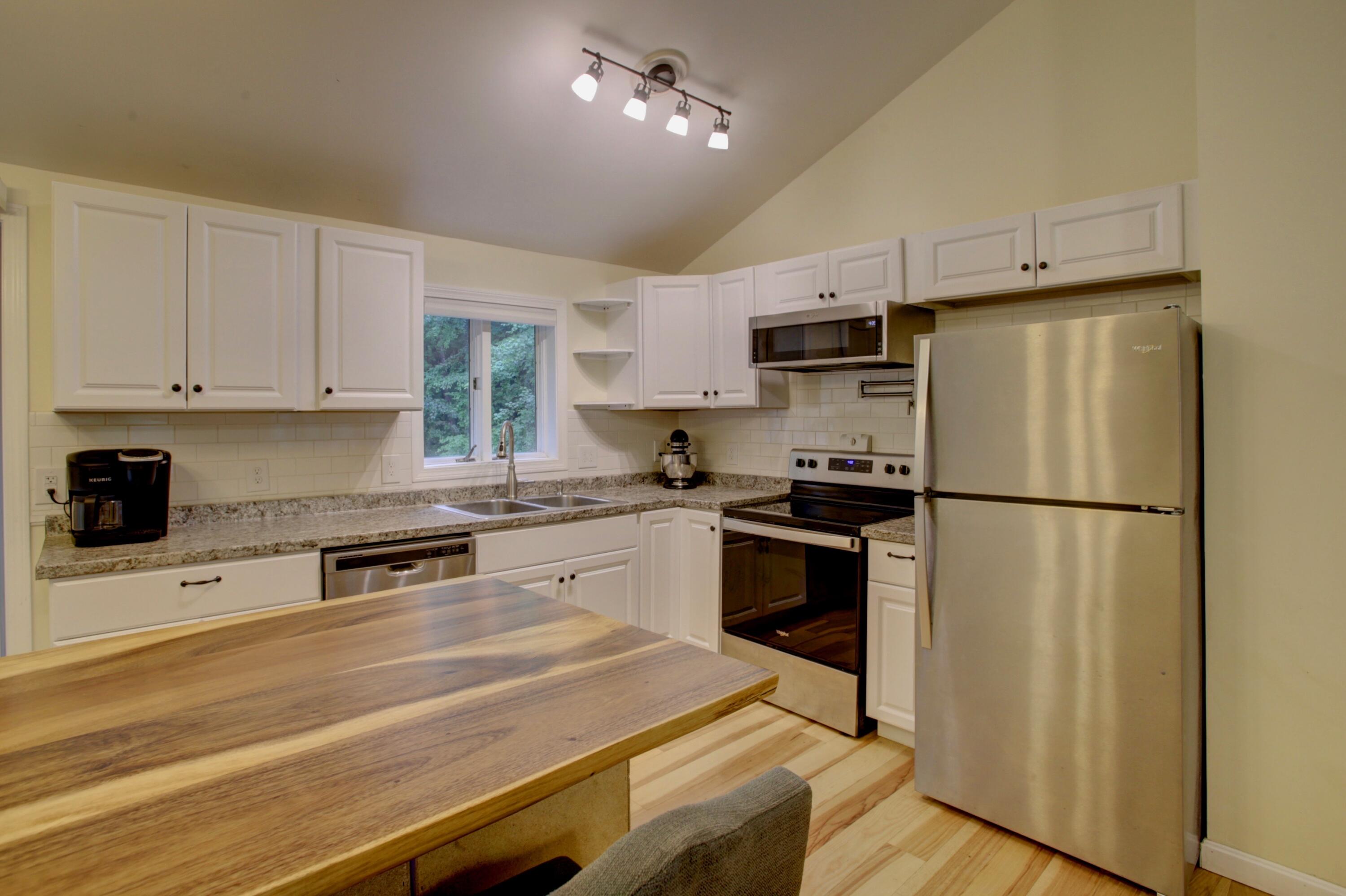23 Walnut Brook Road Sanford, ME 04073 - Photo 8 of 25 28