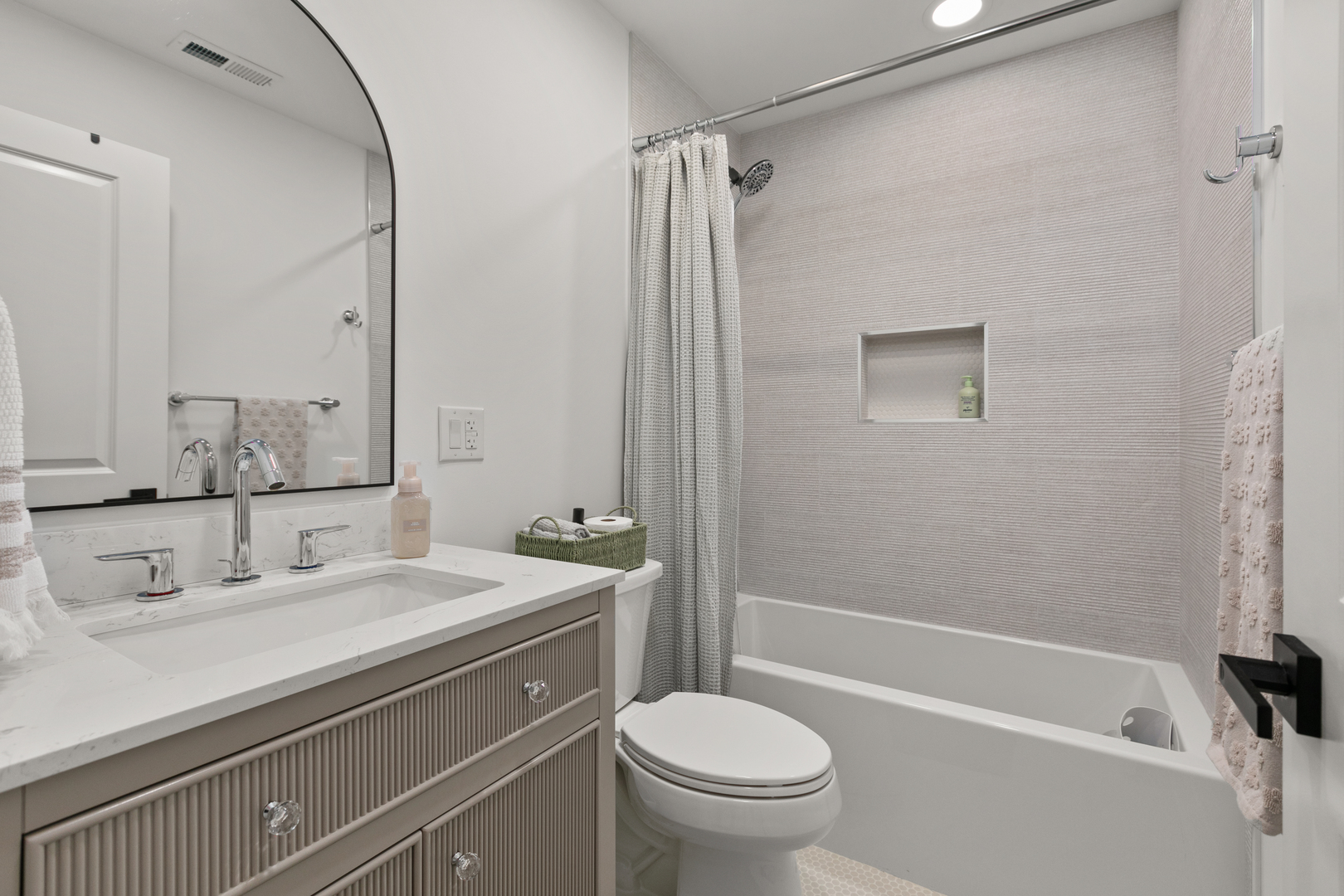 1349 Tinker Way Glenview, IL 60025 - Photo 23 of 42 a bathroom with a sink a toilet and shower