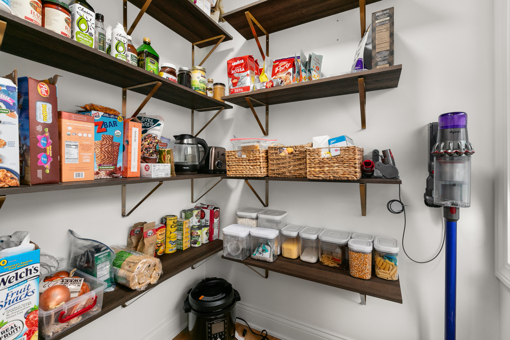 1349 Tinker Way Glenview, IL 60025 - Photo 36 of 42 a store room with lots of flowers and furniture