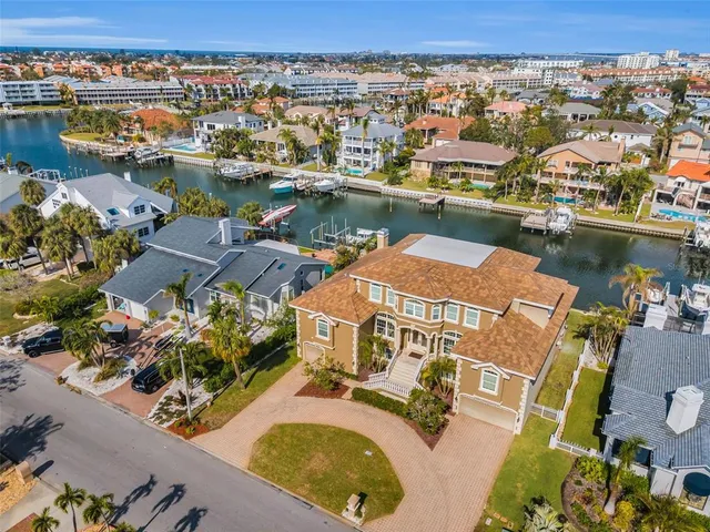 $3,250,000 | 119 8th Street East, Tierra Verde, FL 33715
