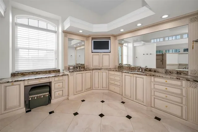 $3,250,000 | 119 8th Street East, Tierra Verde, FL 33715