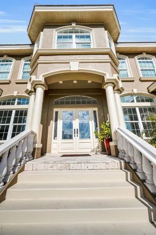 $3,250,000 | 119 8th Street East, Tierra Verde, FL 33715