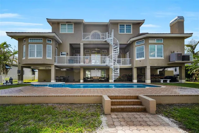 $3,250,000 | 119 8th Street East, Tierra Verde, FL 33715