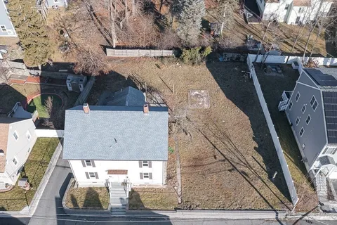 $999,000 | 14-16 Garfield Avenue, Woburn, MA 01801