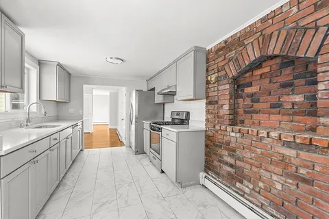 $999,000 | 14-16 Garfield Avenue, Woburn, MA 01801