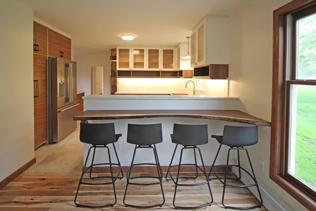 $679,000 | 30-a & B Lee Road, South Deerfield, MA 01373