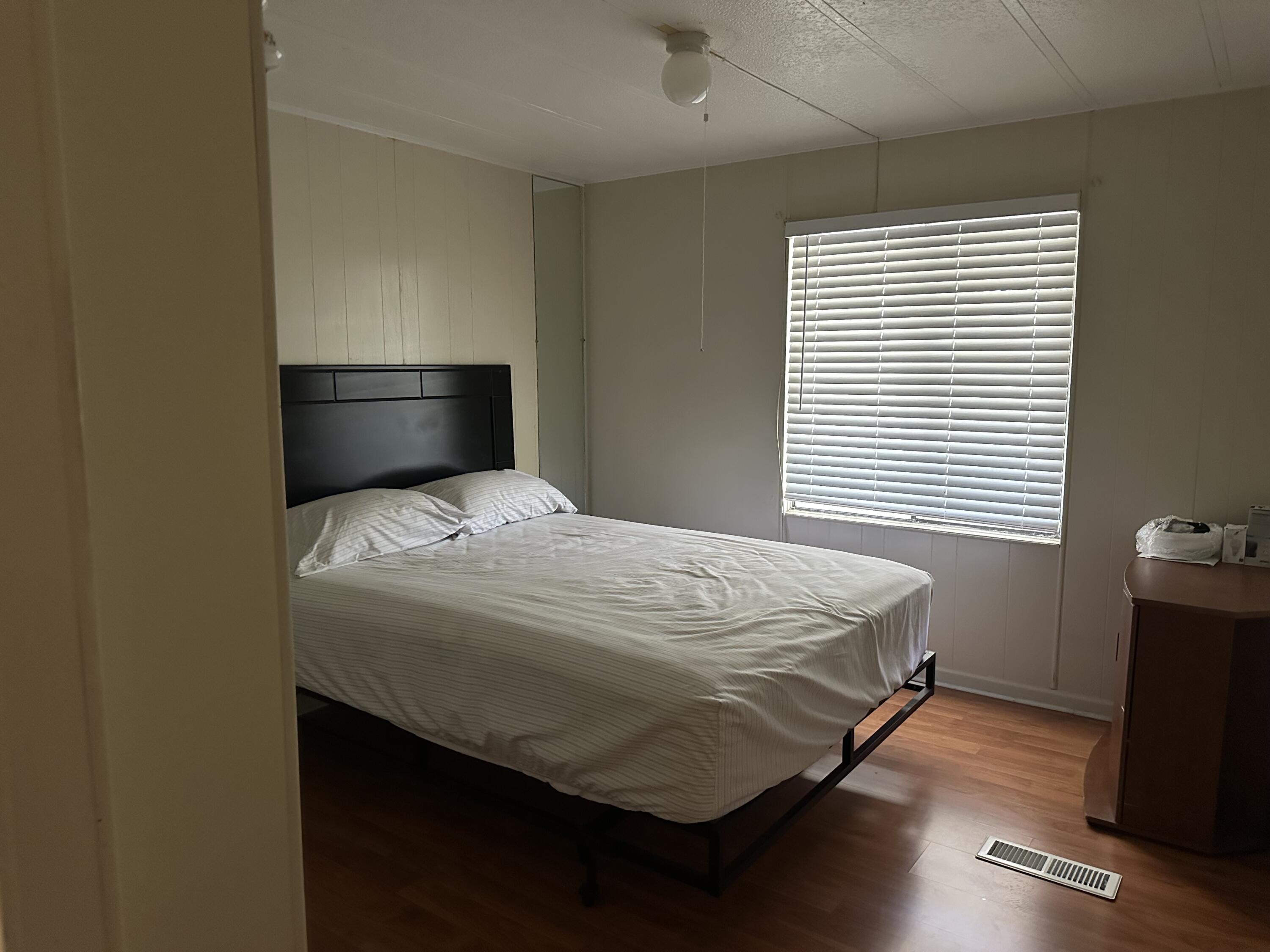 2400 West Midvalley Avenue, Unit R8 Visalia, CA 93277 - Photo 10 of 14