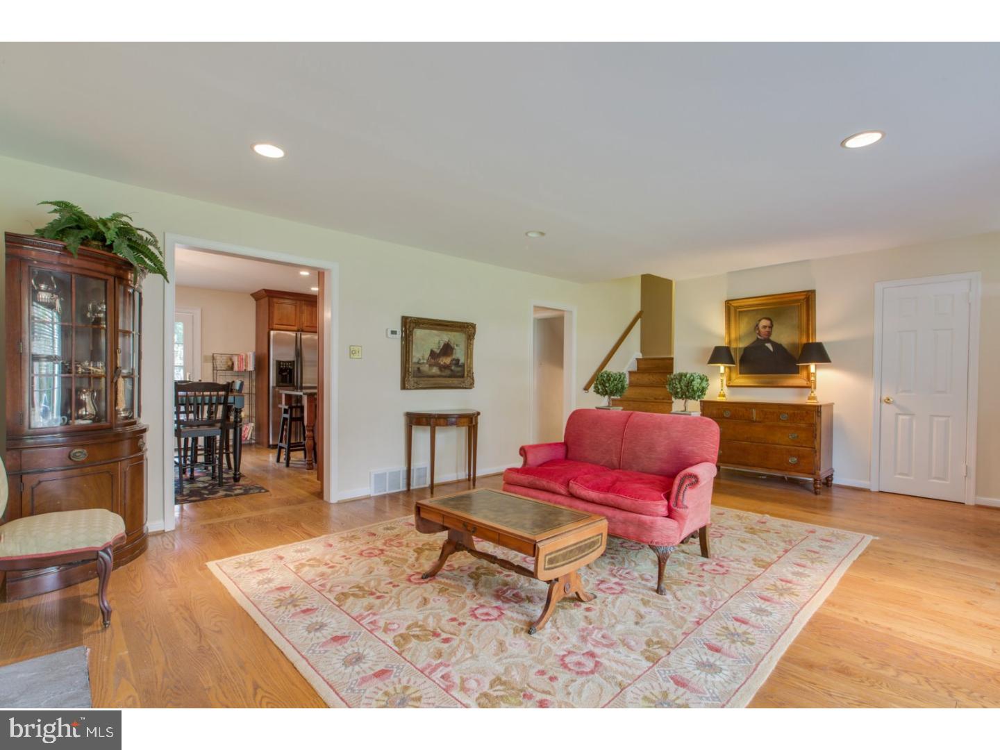 30 Croton Road Wayne, PA 19087 - Photo 4 of 20 Living Room